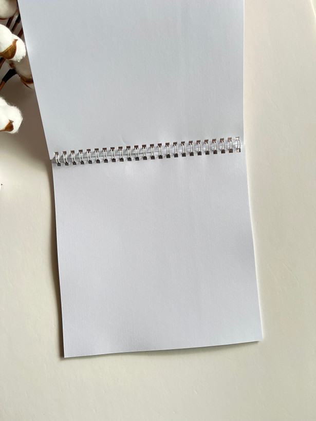 دفتر نقاشی مربعی دخترانه
